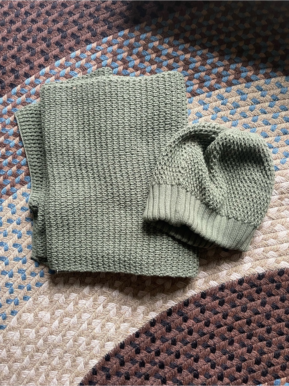 Pact cotton knit beanie and scarf set - waffle knit